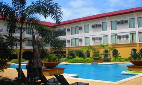 oasis hotel butuan|Hotel Oazis Butuan with an huge outdoor swimming pool.
